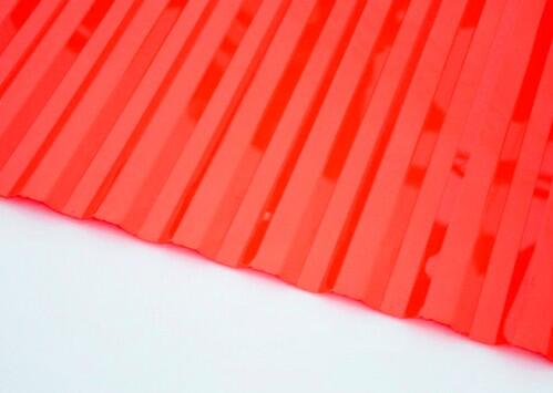 Профилированный поликарбонат 0,8 мм, волна 70/14мм, красный